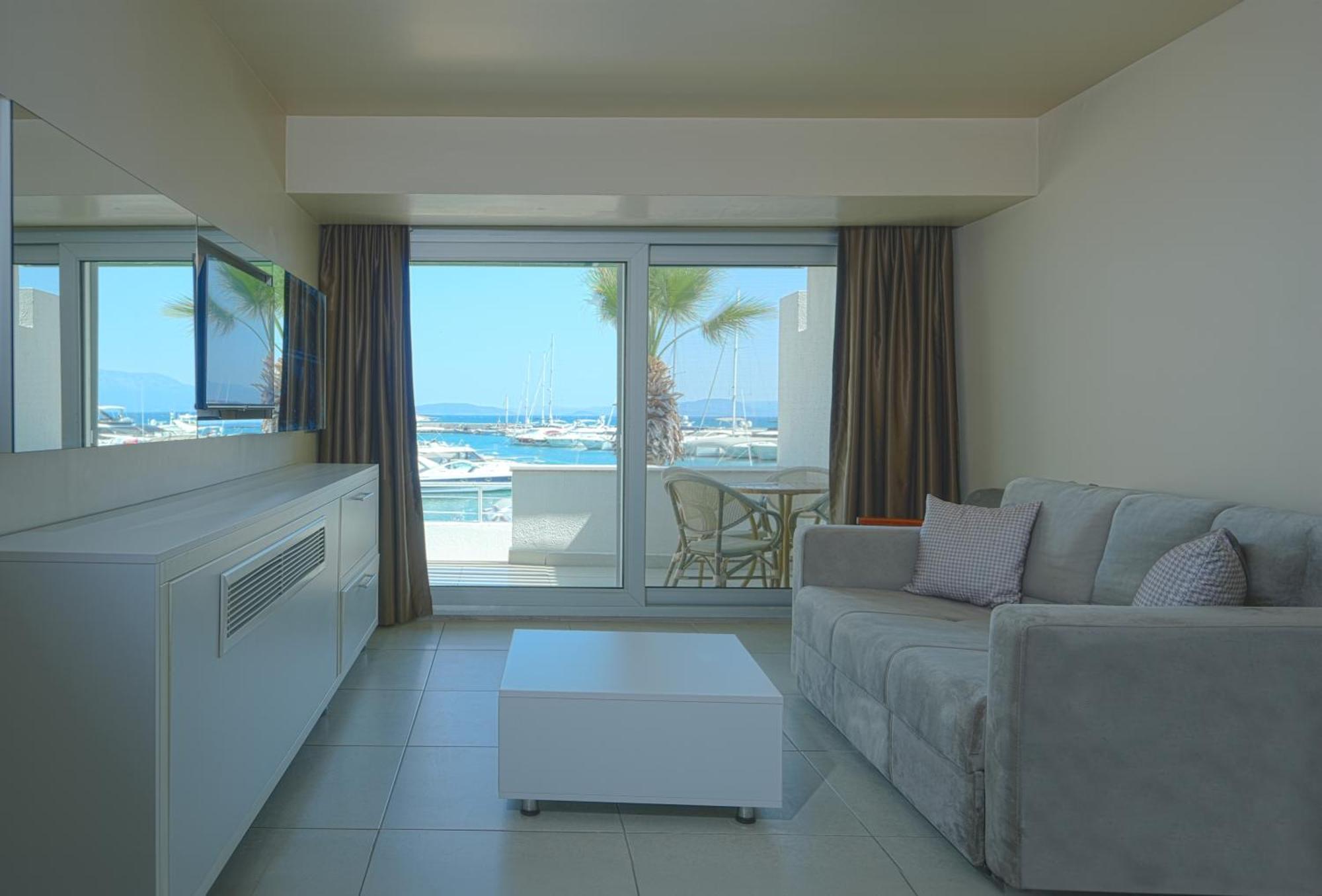 Altin Yunus Hotel&SPA - Çeşme Cesme Exterior foto