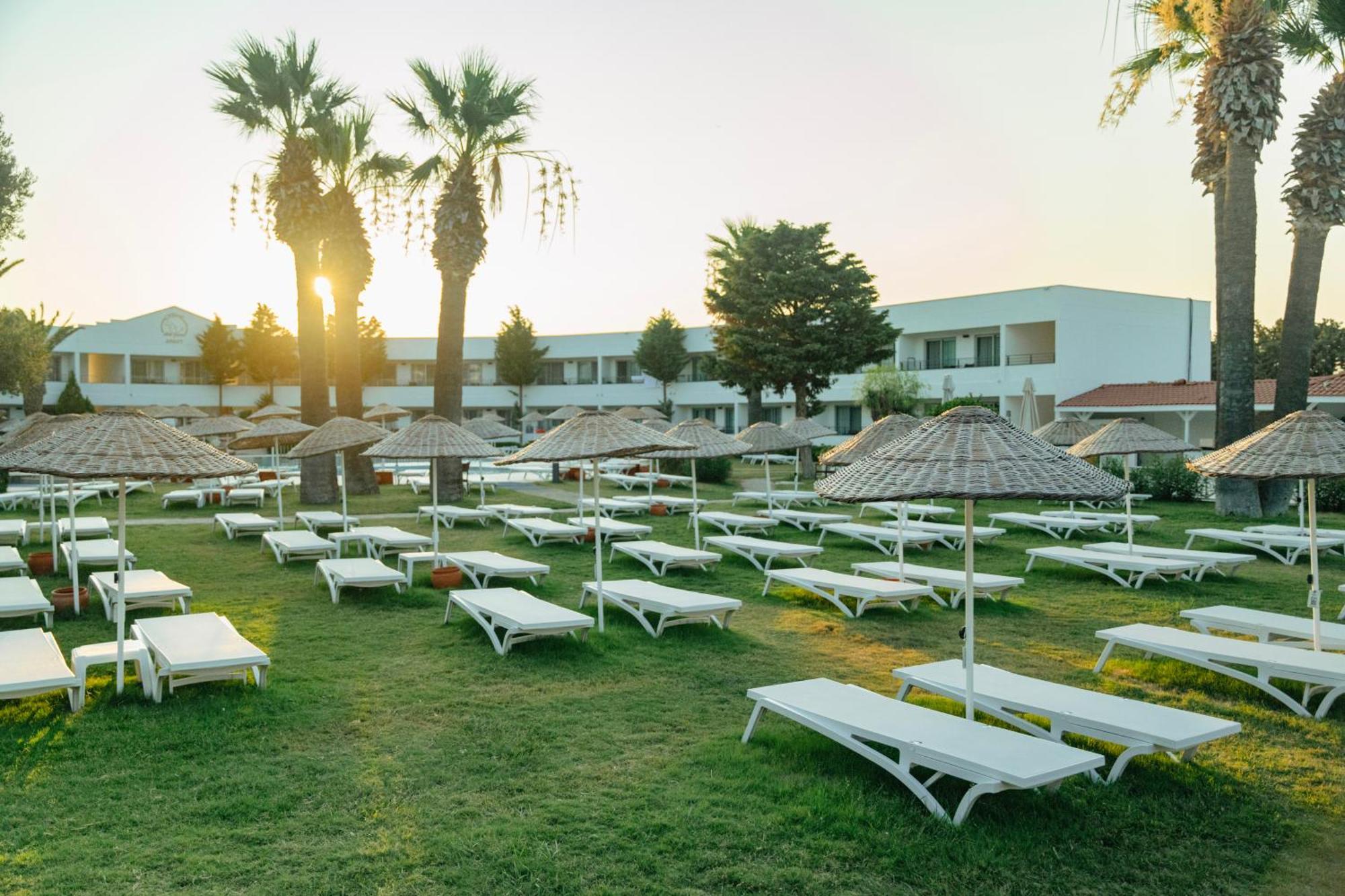 Altin Yunus Hotel&SPA - Çeşme Cesme Exterior foto