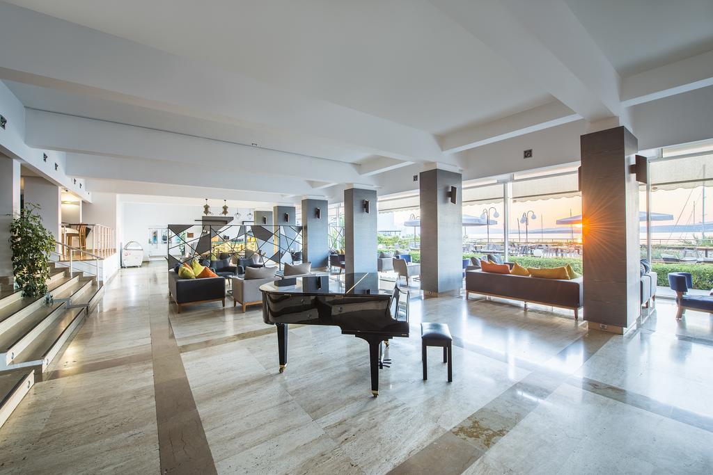 Altin Yunus Hotel&SPA - Çeşme Cesme Exterior foto